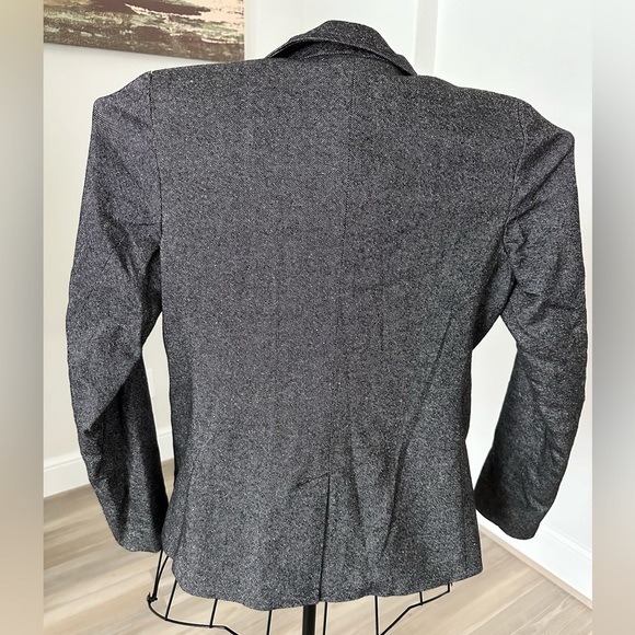 Talbots Ladies 8P Wool Blend Grey Tweed Look Classic Quality Blazer - Picture 2 of 6